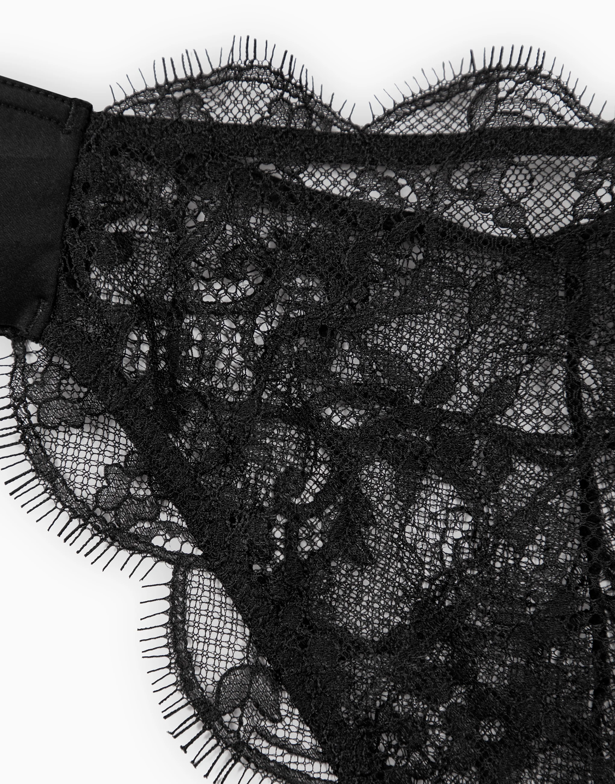 Женские трусы и бюстгальтеры - 11-5